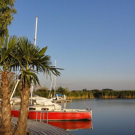 Hoteldorf Seepark Weiden Weiden am See Zewnętrze zdjęcie