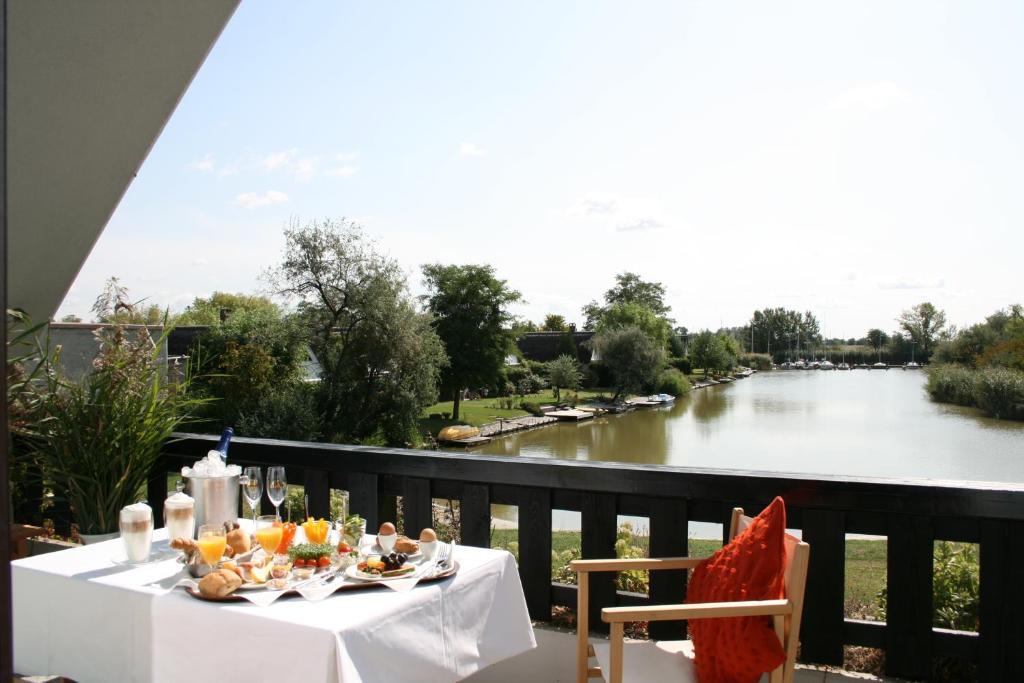 Hoteldorf Seepark Weiden Weiden am See Pokój zdjęcie